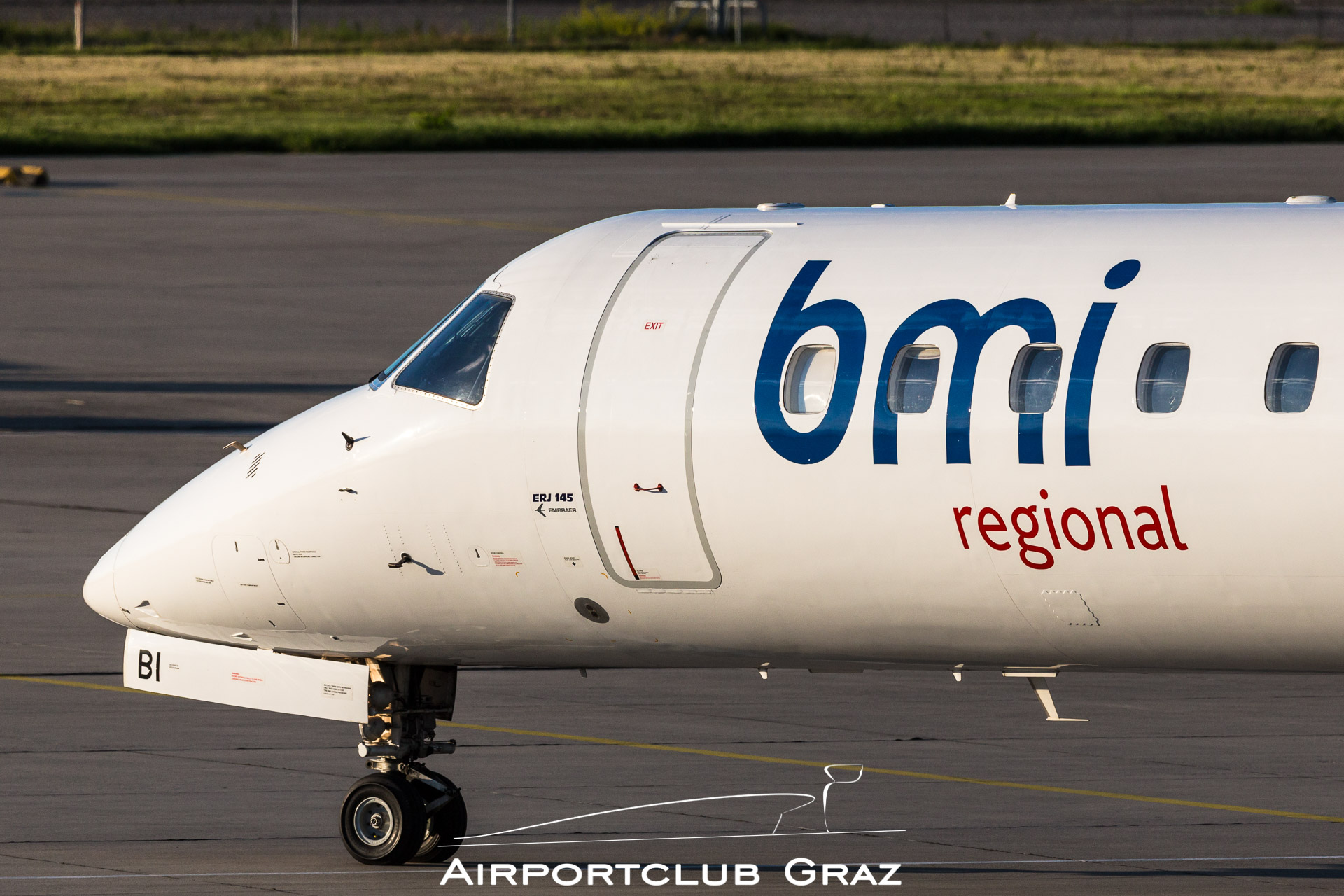 bmi regional Embraer 145EU