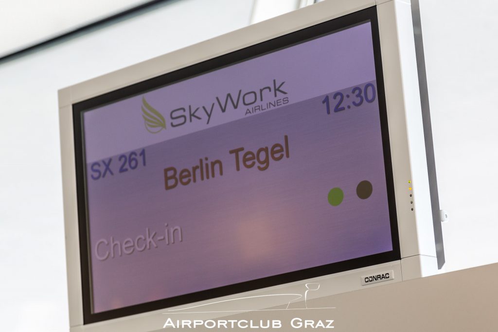 SkyWork Airlines Flughafen Graz