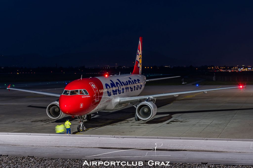Edelweiss Airbus 320-214 HB-JJM