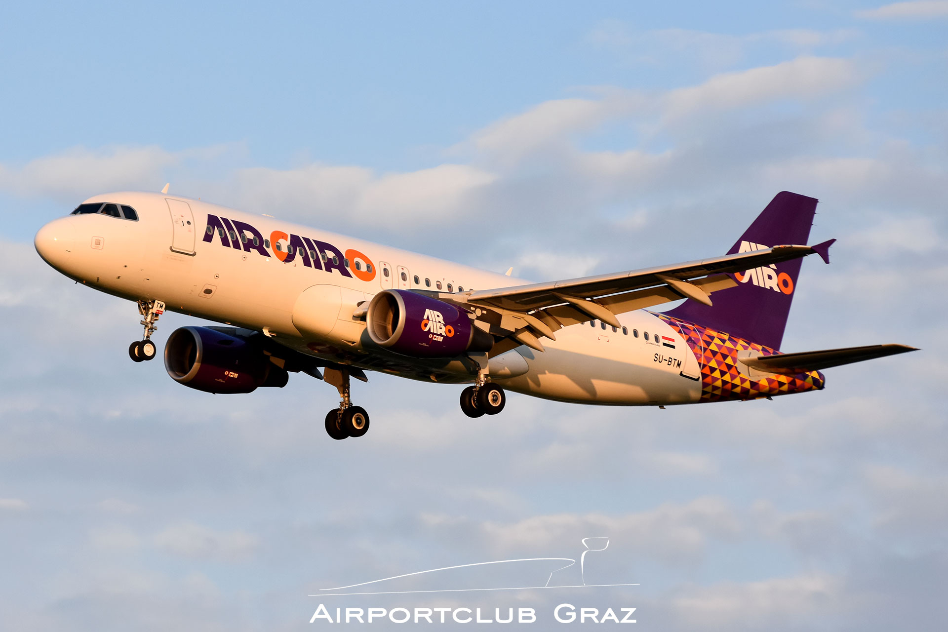 Air Cairo Airbus 320-214 SU-BTM