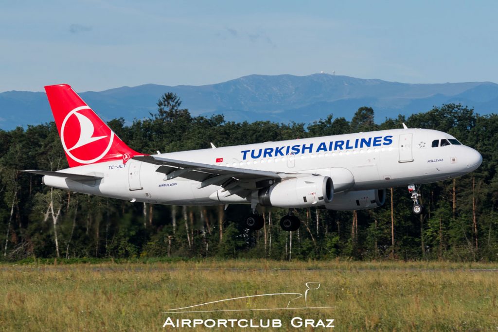 Turkish Airlines Airbus 319-132 TC-JLT