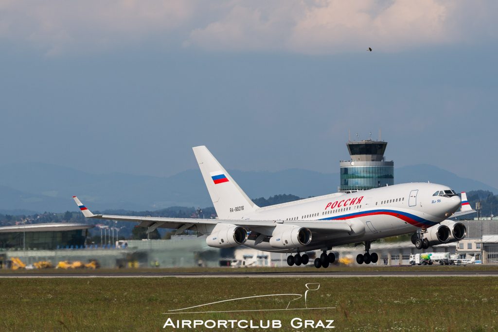 Rossiya - Special Flight Squadron Ilyushin IL-96-300PU RA-96016