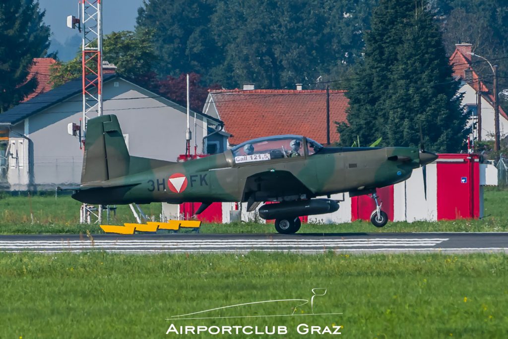 Bundesheer Pilatus PC-7 3H-FK