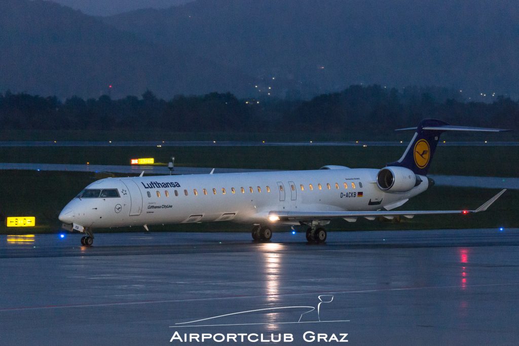 Lufthansa Cityline CRJ-900 D-ACKB