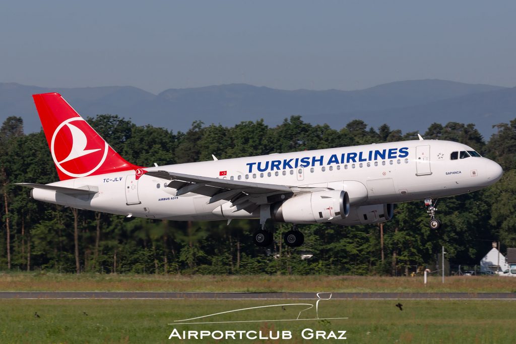 Turkish Airlines Airbus A319-132 TC-JLV