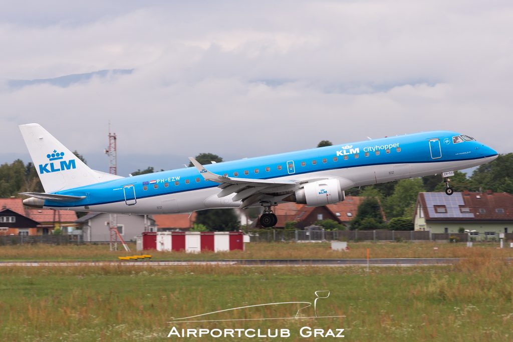 KLM Cityhopper Embraer 190 PH-EZW