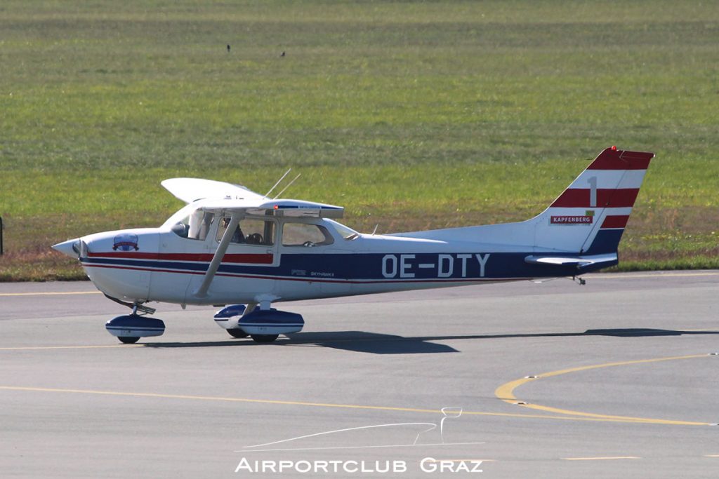 White Wings Formation Cessna 172 OE-DTY