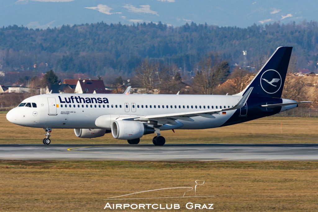 Lufthansa Airbus A320-214 D-AIWC
