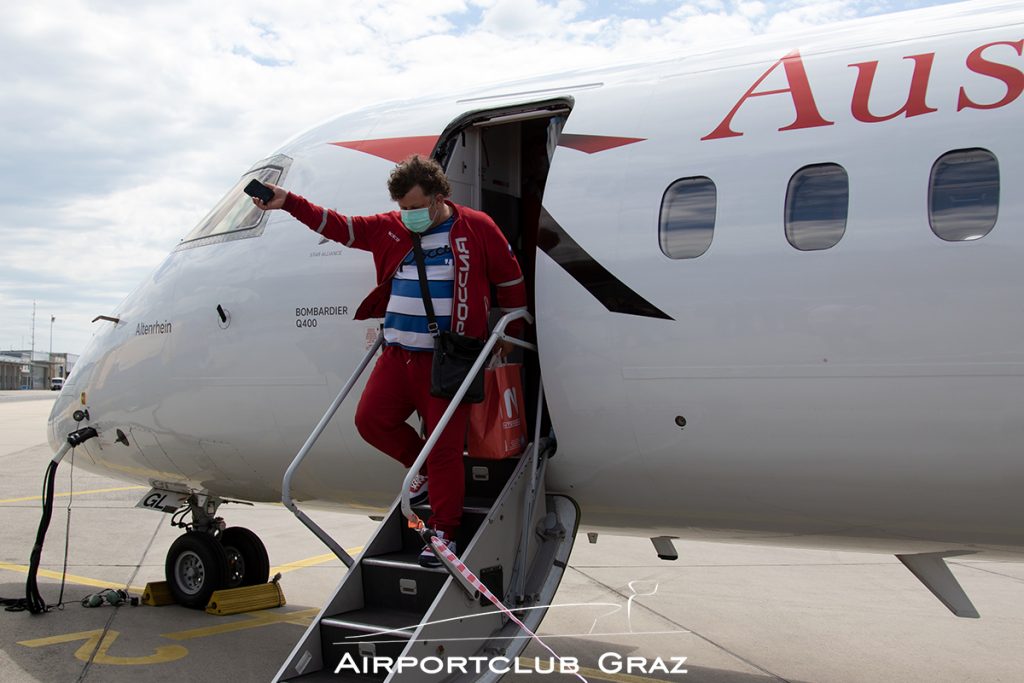 Start des Linienflugverkehrs