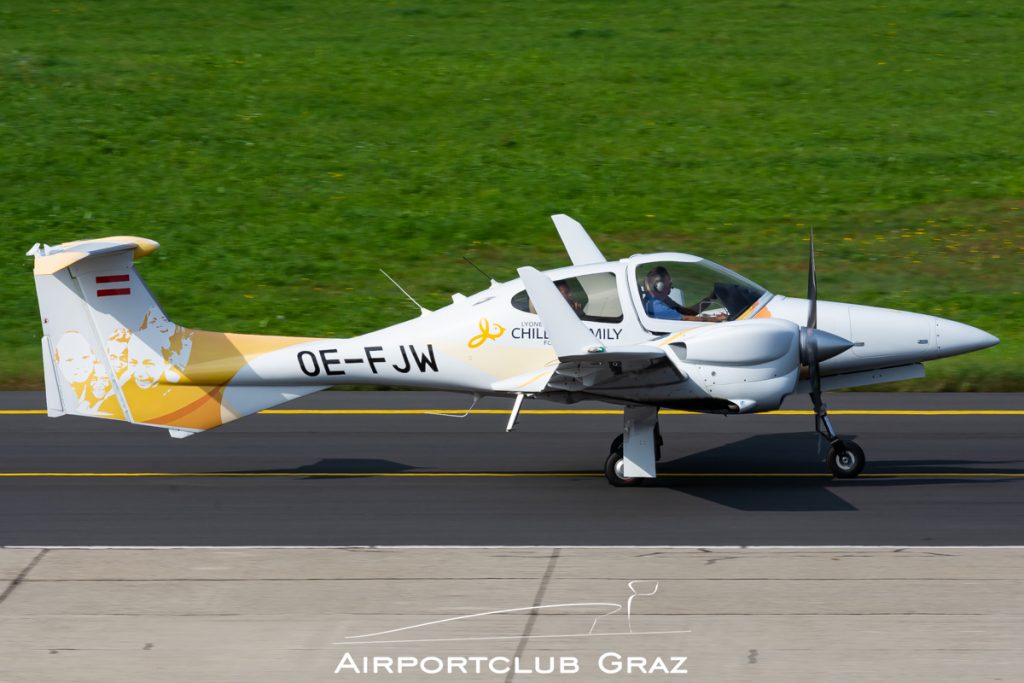 Lycoair Diamond DA42 Twin Star OE-FJW