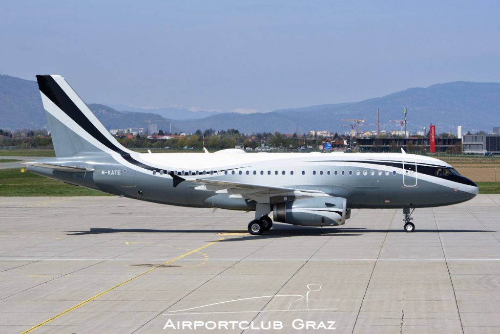 Sophar Airbus A319-133X(CJ) M-KATE