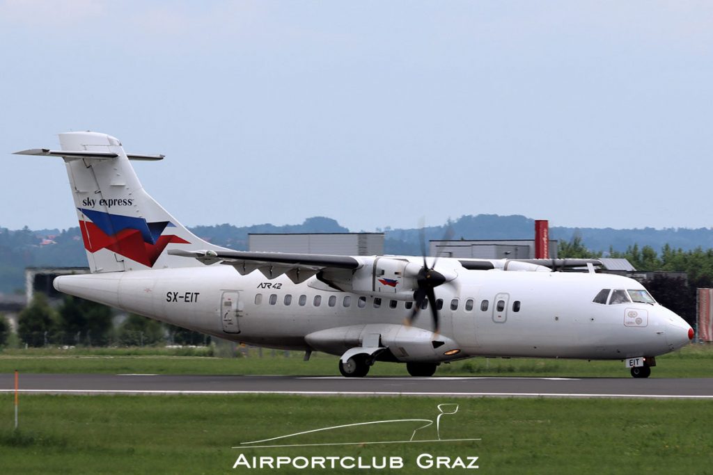 Sky Express ATR 42-500 SX-EIT