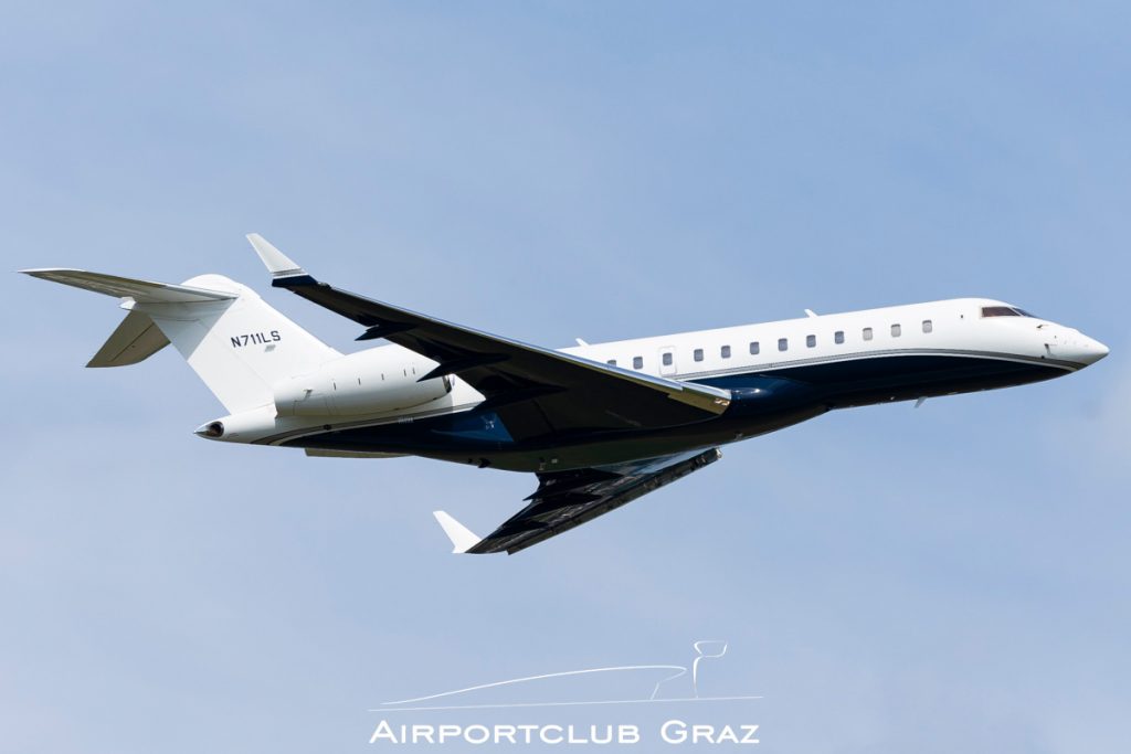 Wells Fargo Bombardier BD-700-1A10 Global 6000 N711LS