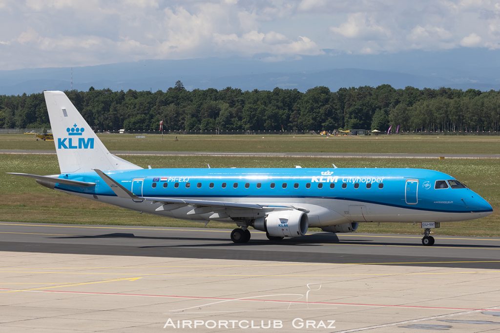 KLM Cityhopper Embraer 175 PH-EXJ