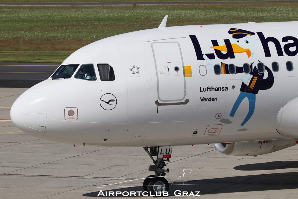 Lufthansa Airbus A319-114 D-AILU