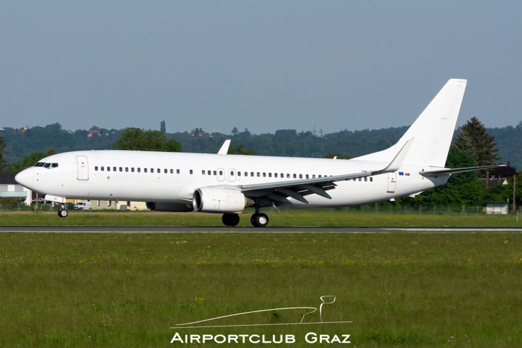 Go2sky Boeing 737-86J OM-GTF