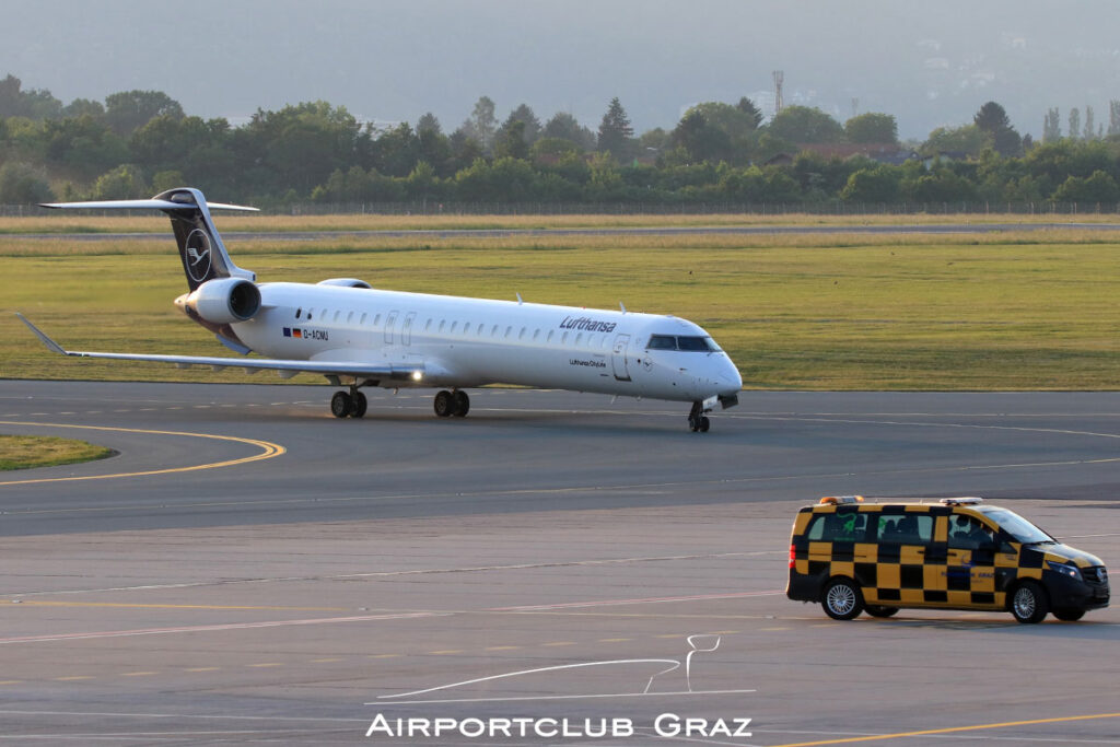 Lufthansa CityLine CRJ-900 D-ACNU