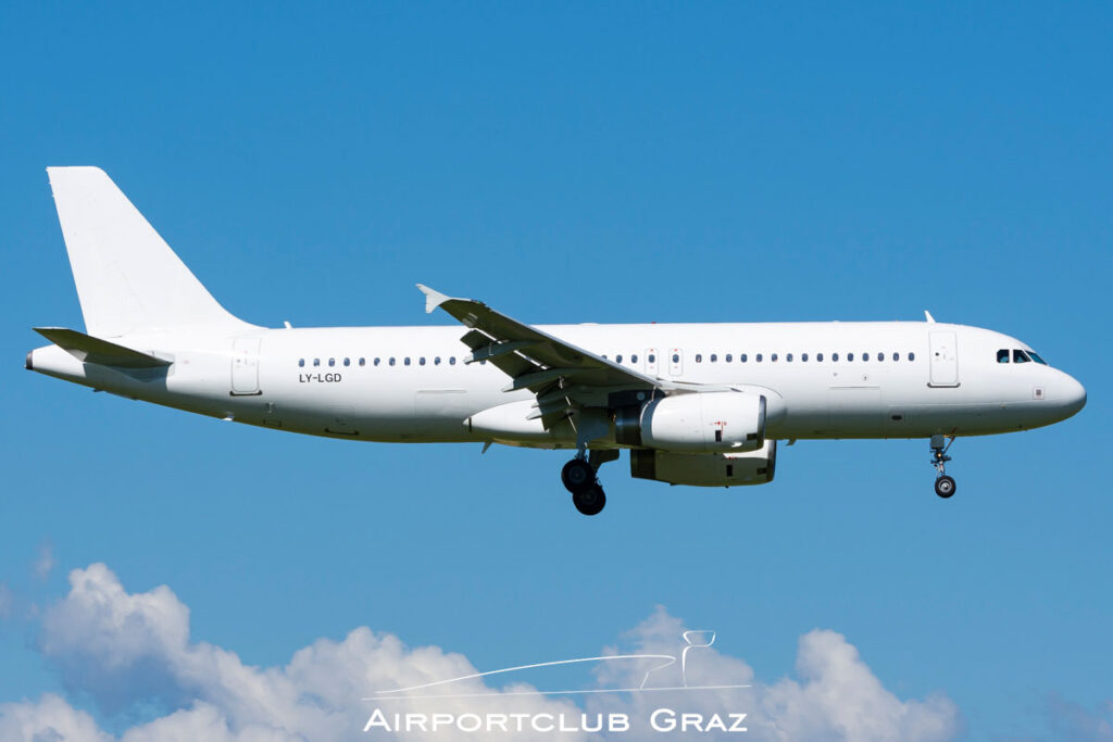 Global Airways Airbus A320-232 LY-LGD