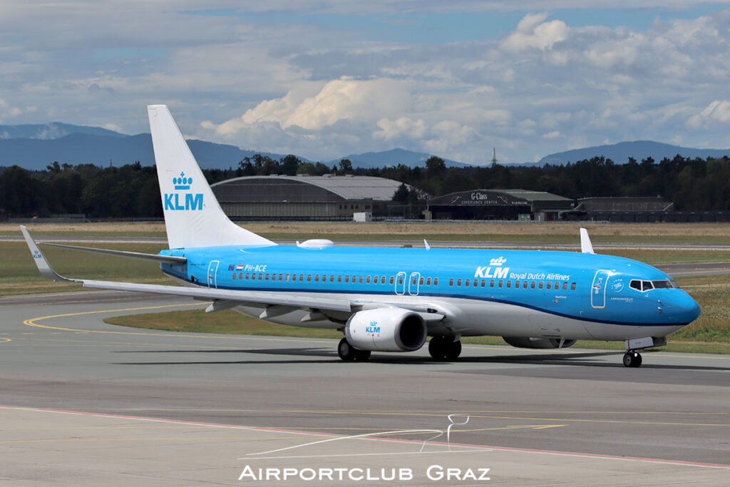 KLM Boeing 737-8K2 PH-BCE
