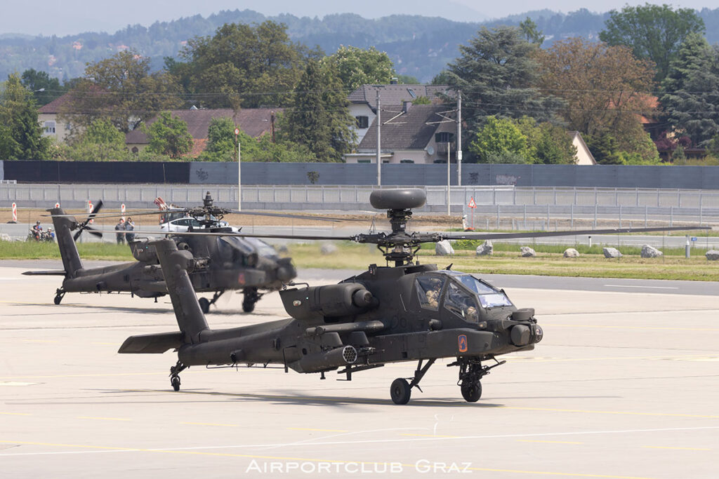 US Army Boeing AH-64 Apache 08-07049