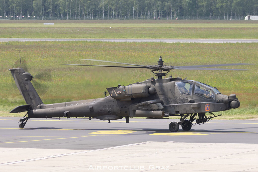 US Army Boeing AH-64 Apache 09-07060