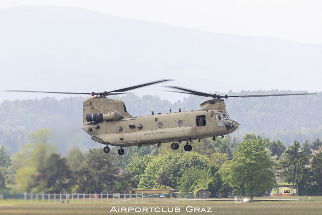 US Army Boeing CH-47F Chinook 13-08432