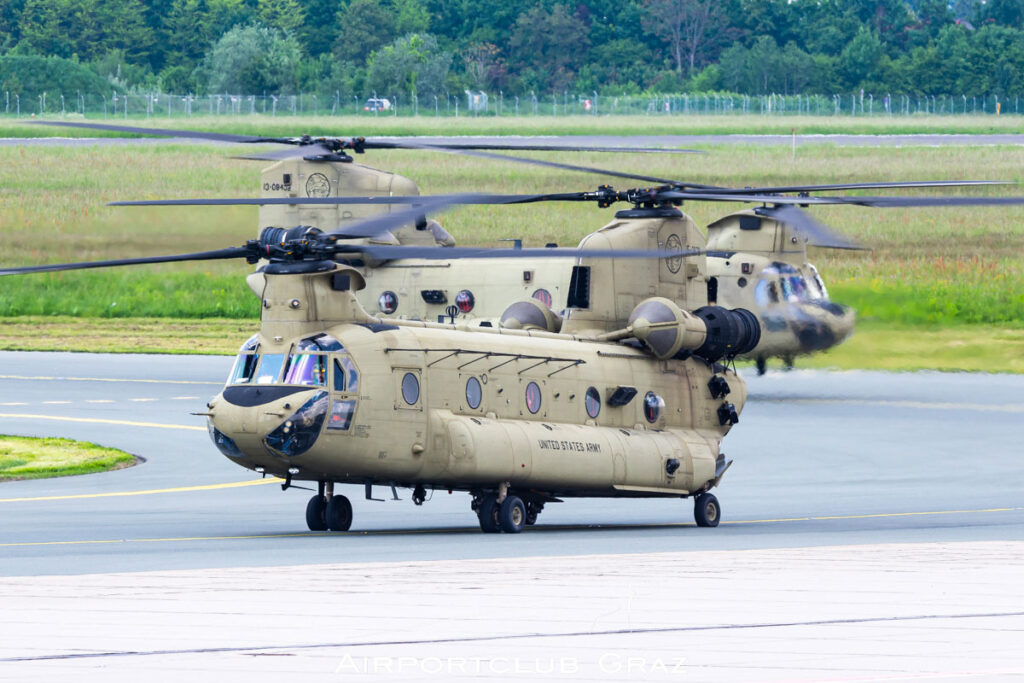 US Army Boeing CH-47F Chinook 15-08178