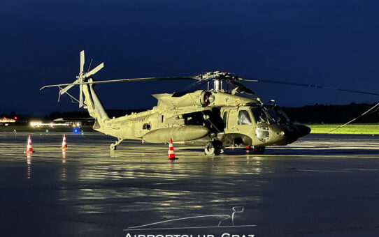 U.S. Blackhawks auf Tankstopp in Graz