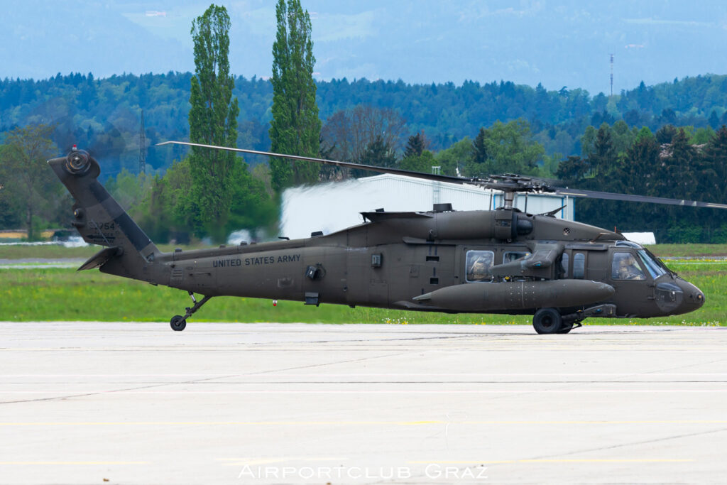 United States Army Sikorsky UH-60M Blackhawk 15-20754