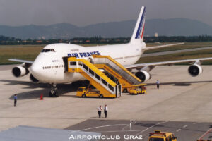 Air France Boeing 747-128 F-BPVP