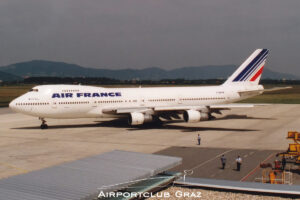 Air France Boeing 747-128 F-BPVP