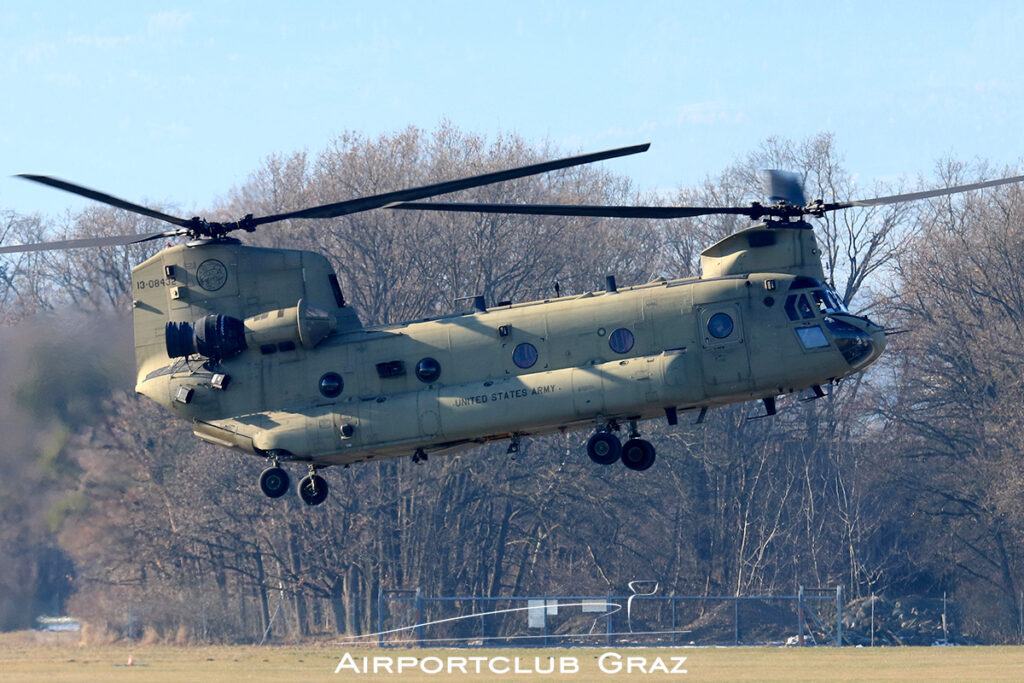 United States Army Boeing CH-47F Chinook 13-08432