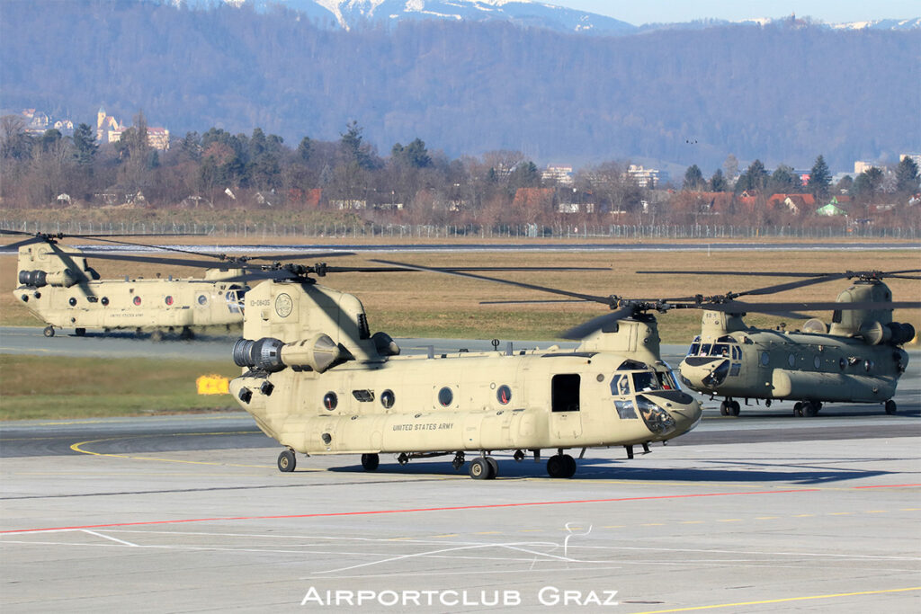 United States Army Boeing CH-47F Chinook 13-08435