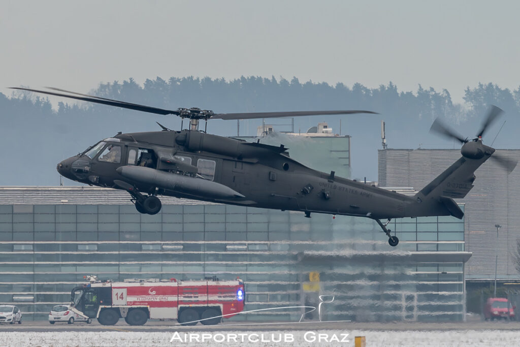 United States Army Sikorsky UH-60L Blackhawk 04-27014