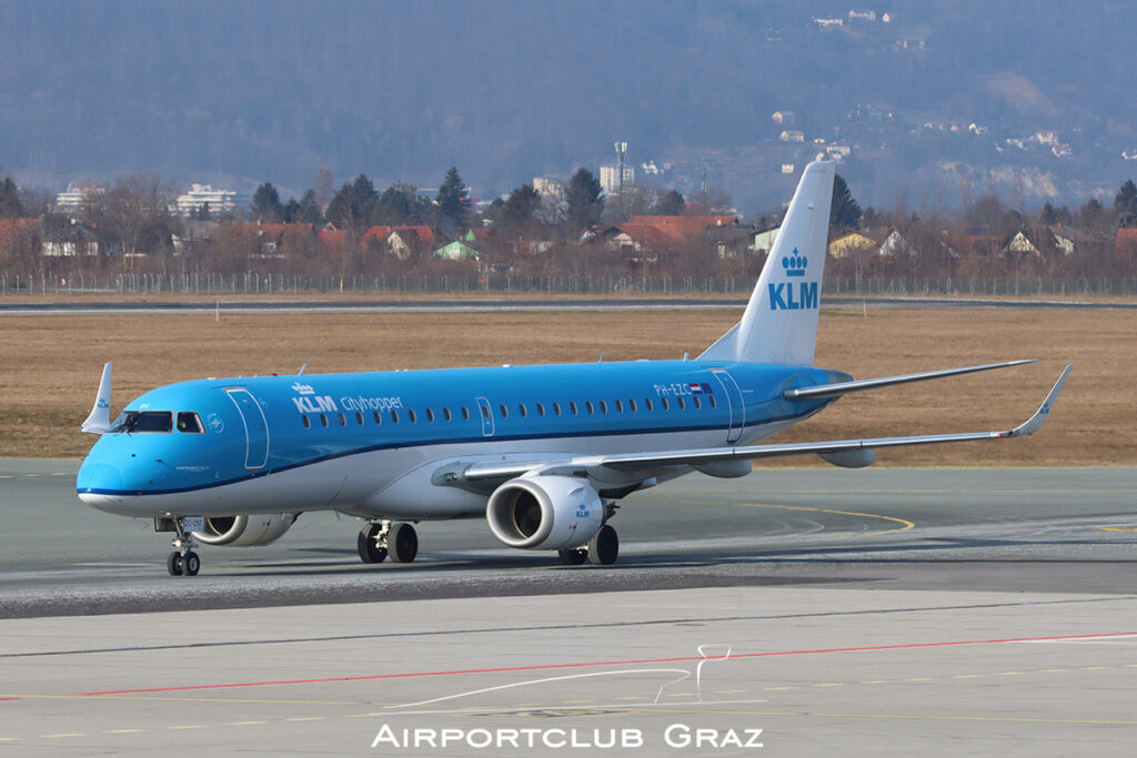 KLM Cityhopper Embraer 190 PH-EZC