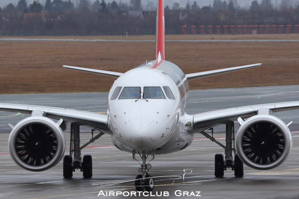 Helvetic Airways Embraer 195-E2 HB-AZK