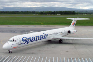 Spanair McDonnell Douglas MD-83 EC-GOU