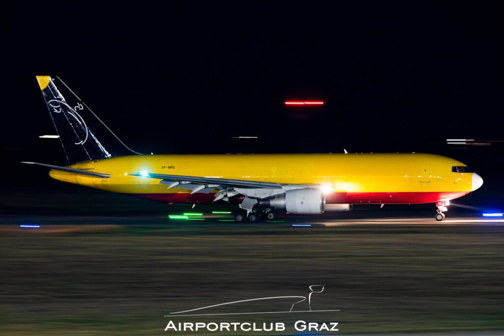 SkyTaxi Boeing 767-281(BDSF) SP-MRE