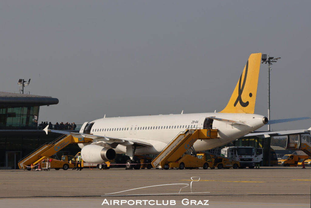 Global Aviation Airbus A320-231 ZS-GAL