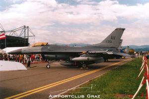 United States Air Force F-16D Fighting Falcon