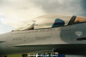United States Air Force F-16D Fighting Falcon