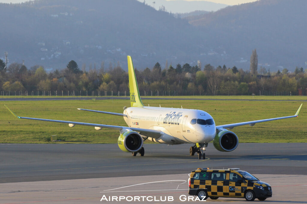 Air Baltic Airbus A220-371 YL-AAT