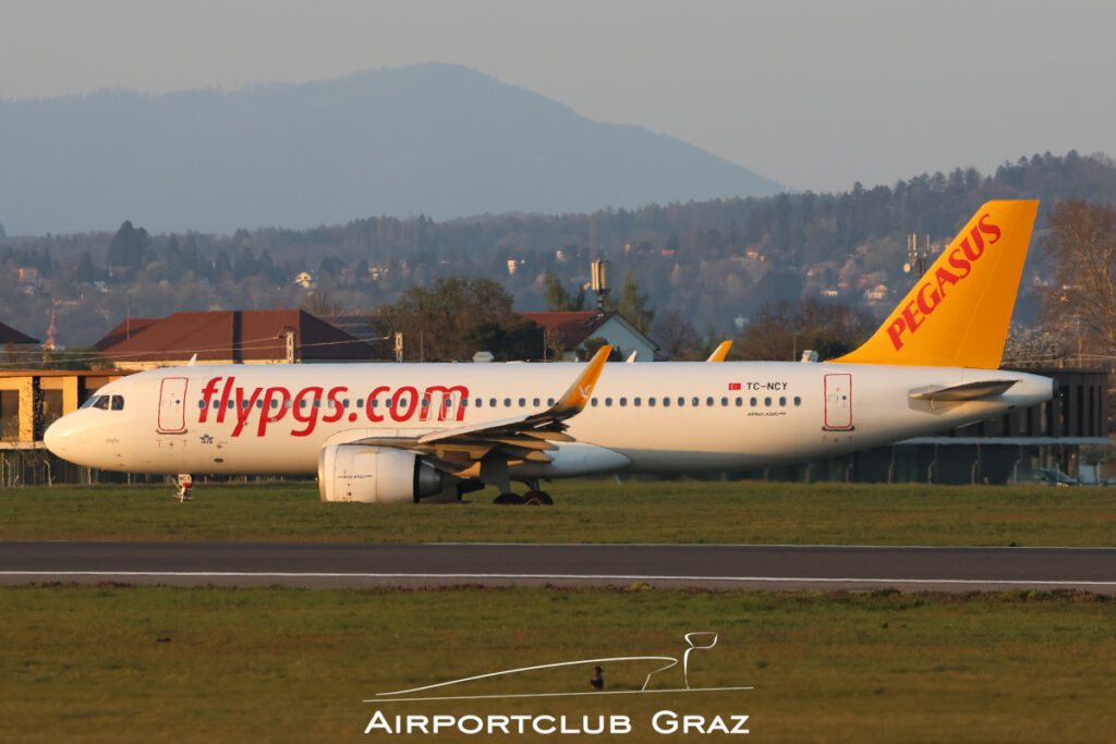 Pegasus Airlines Airbus A320-251N TC-NCY