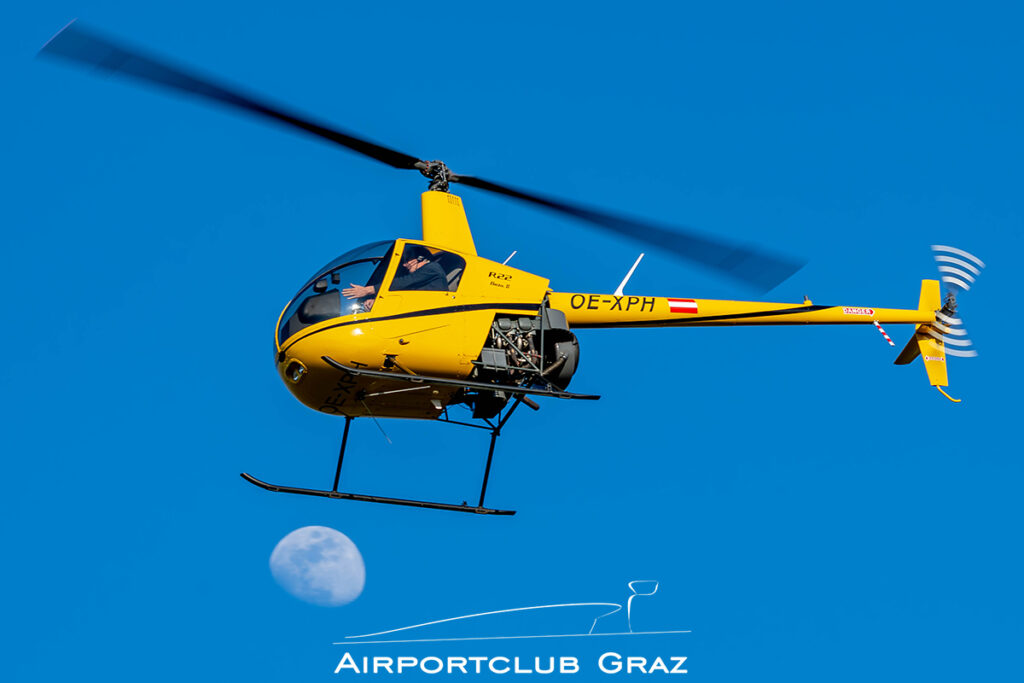 P&B Helitrade Robinson R22 Beta OE-XPH