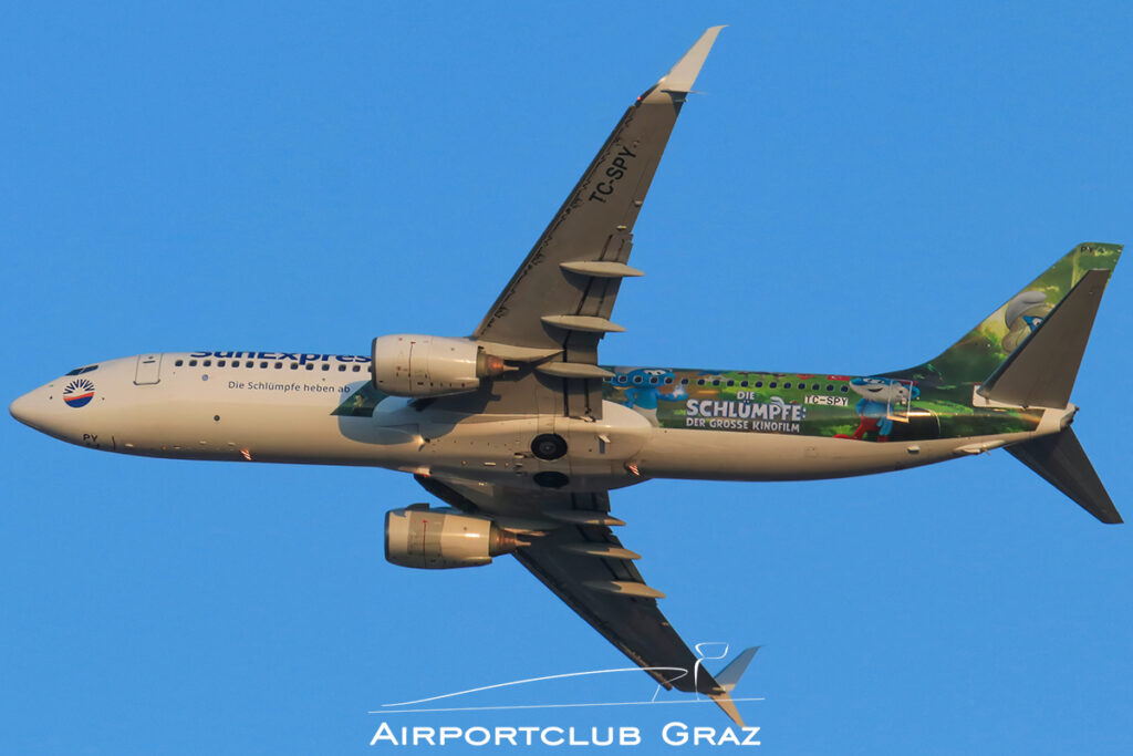 SunExpress Boeing 737-8EH TC-SPY