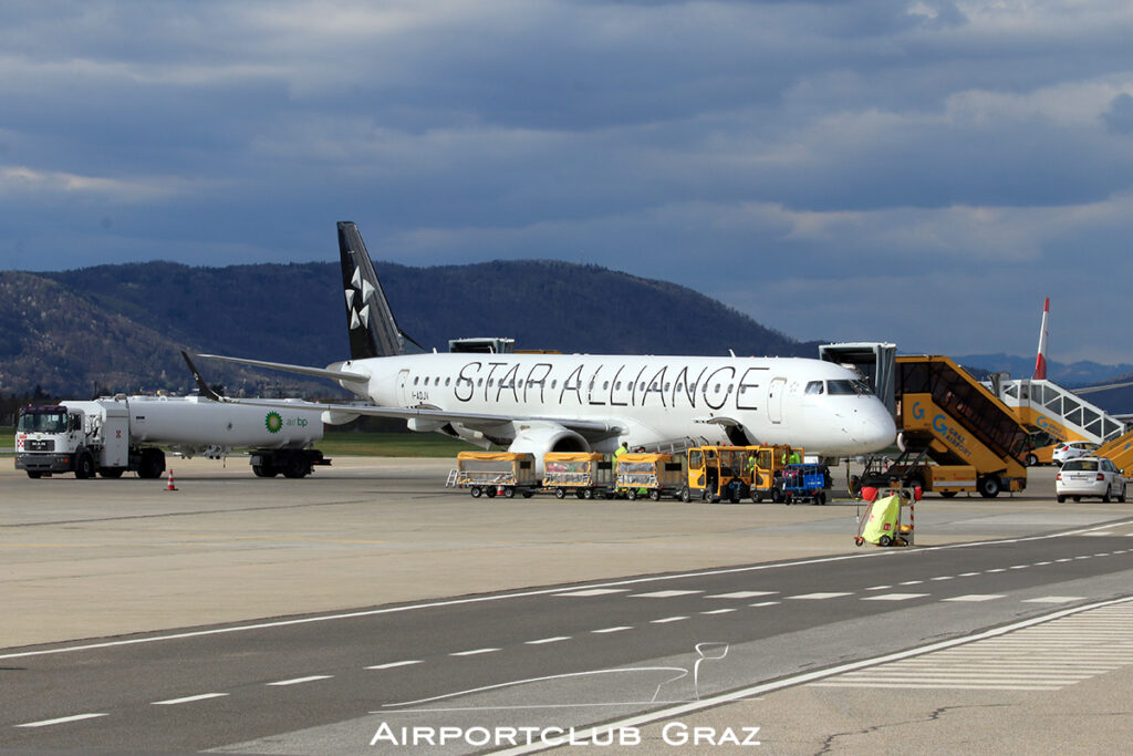 Air Dolomiti Embraer 195 I-ADJV