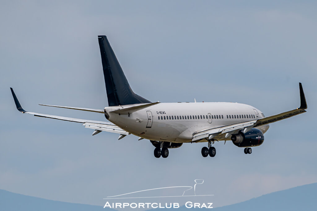 2Excel Aviation Boeing 737-76N G-NEWG