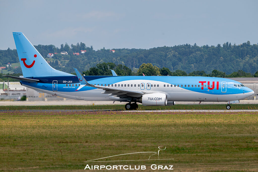 TUI Boeing 737-8K5 OO-JAX