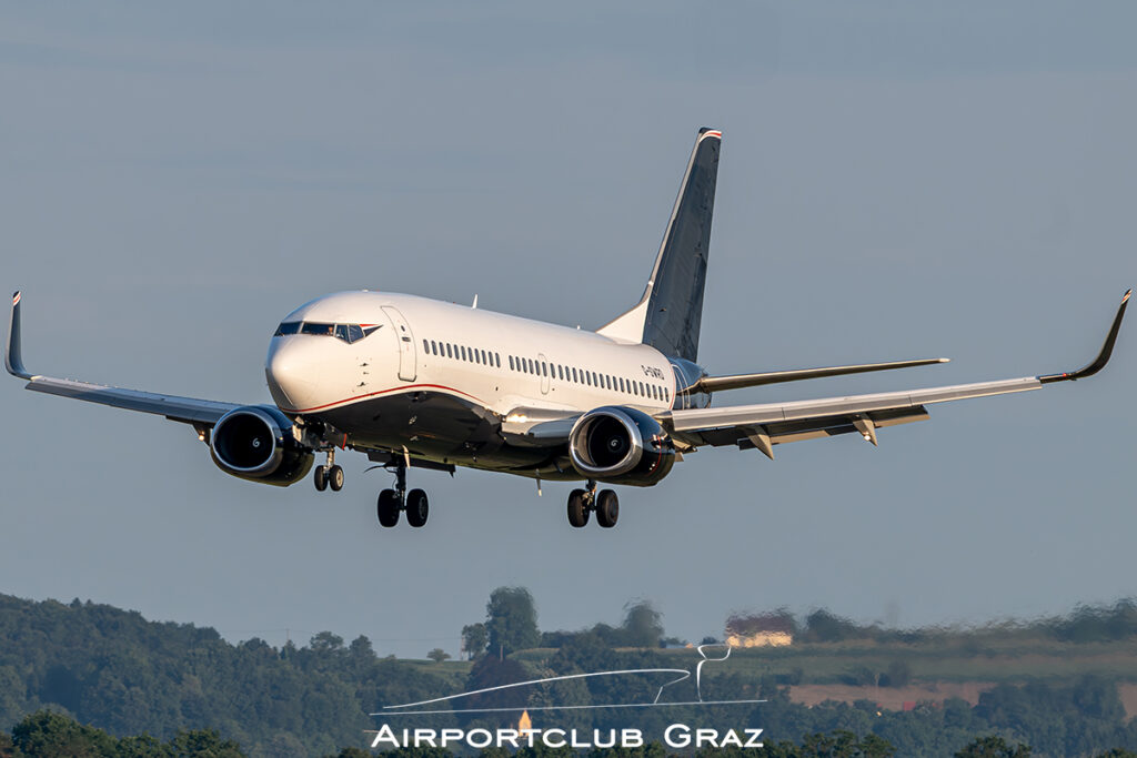 2Excel Aviation Boeing 737-3L9 G-SWRD