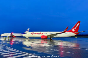 Corendon Airlines Europe Boeing 737-8GP 9H-CXE
